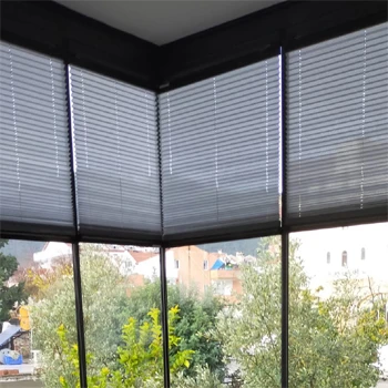 Açık Gri Cam Balkon Plise Perde