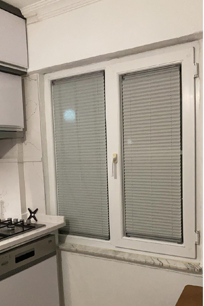 beyaz plicell mutfak pimapen pencere perdesi