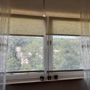 Çift mekanizmalı stor perde çiçek desenli