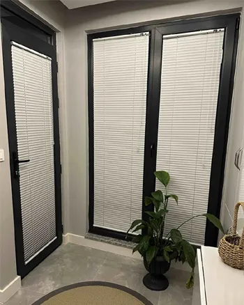 Kapı perdesi jaluzi stor