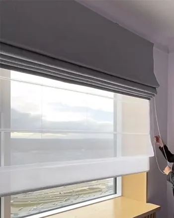 Katlamalı karartma ve tül perde otel odası