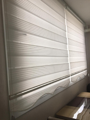 Pileli beyaz zebra perde
