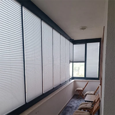 Plise Cam Balkon Perdesi