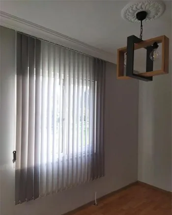 Screen dikey stor perde