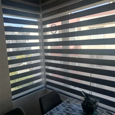 Zebra stor mutfak perdesi